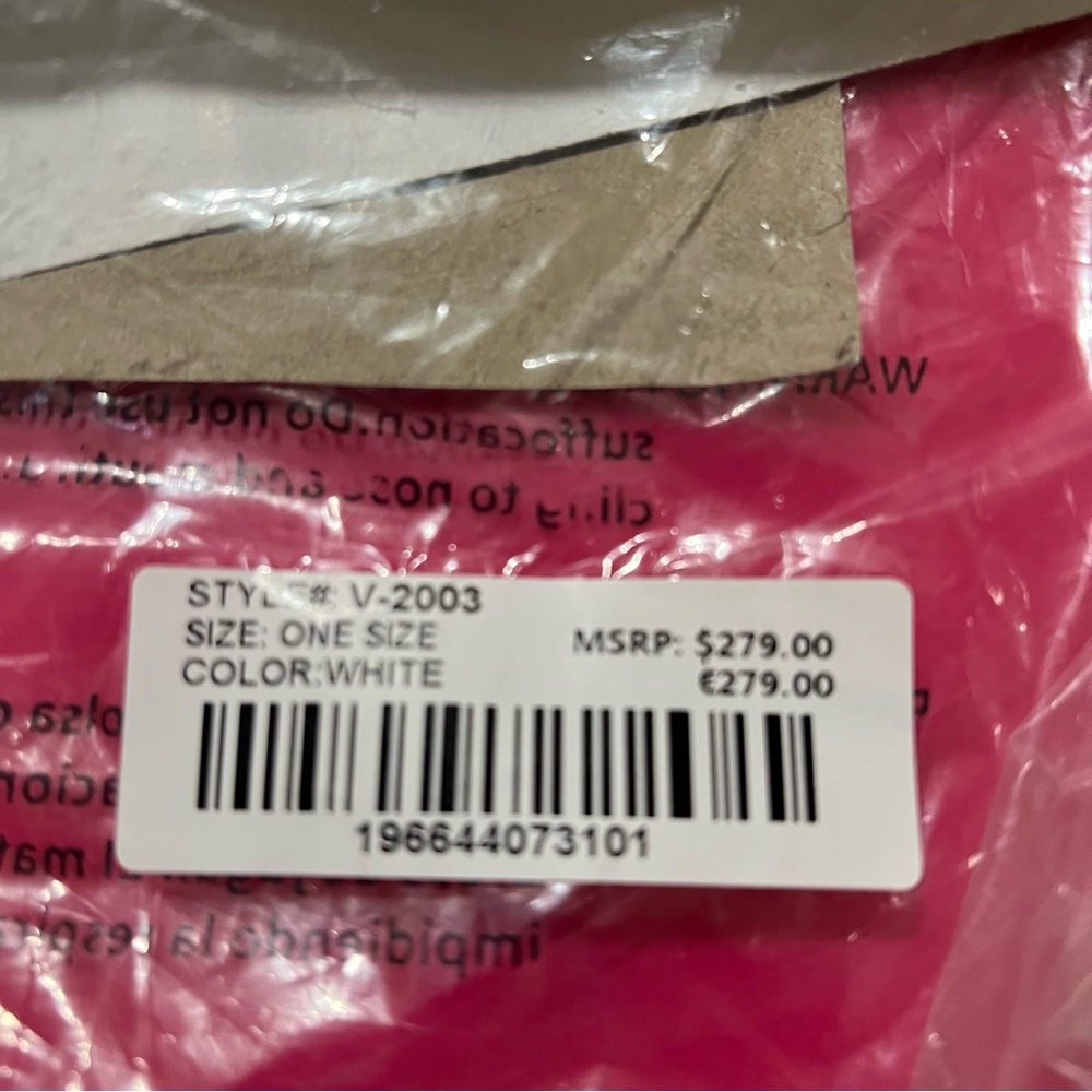 Valentino Orlandi White Quilted Vegan Leather Bag Gold  Hardware NWT MSRP $279 - Picture 8 of 9